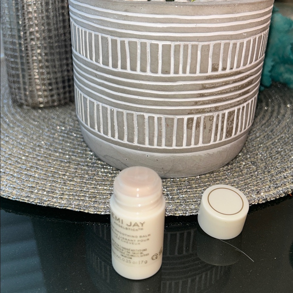 Emi Jay Angelstick Hair Style Smoothing Balm White NEW Tames Flyaways Frizz NEW - Picture 9 of 15